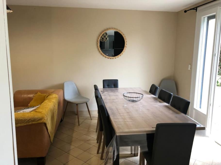 Laveissière Maison Individuelle מראה חיצוני תמונה